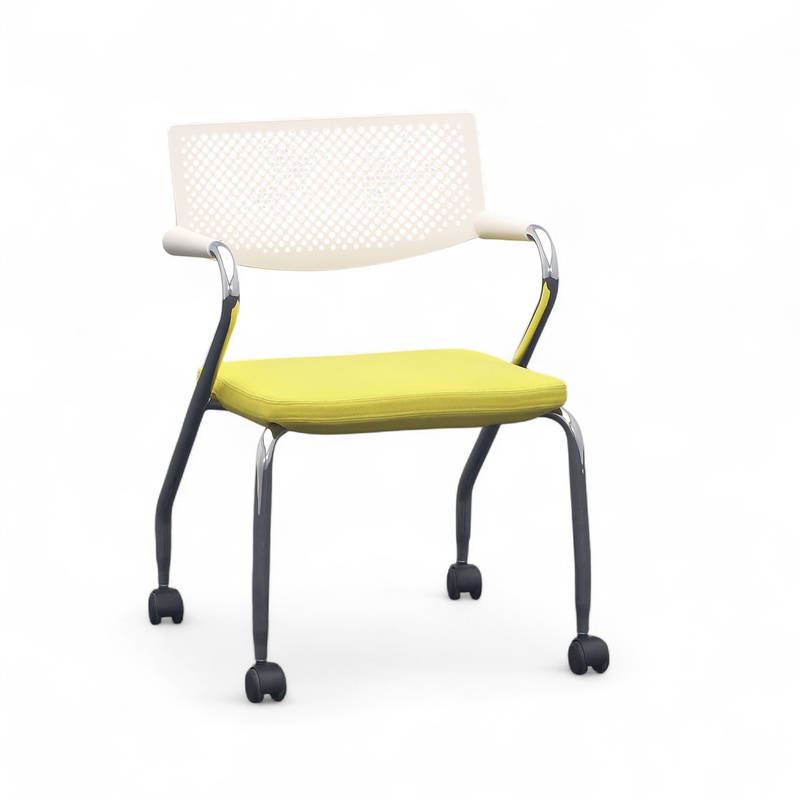 Conference chair on castors Vitra Visaroll, Yellow, with fixed armrests, Normal used - Perfect for office and reception