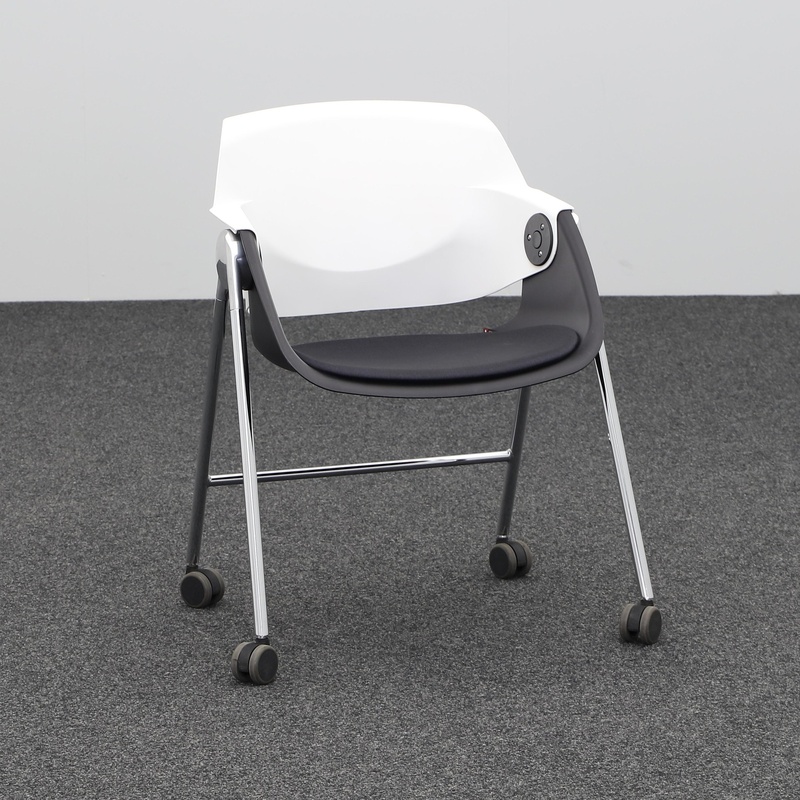 4-leg chairs Sitag G 02, White, with fixed armrests, Good - Perfect for office and reception