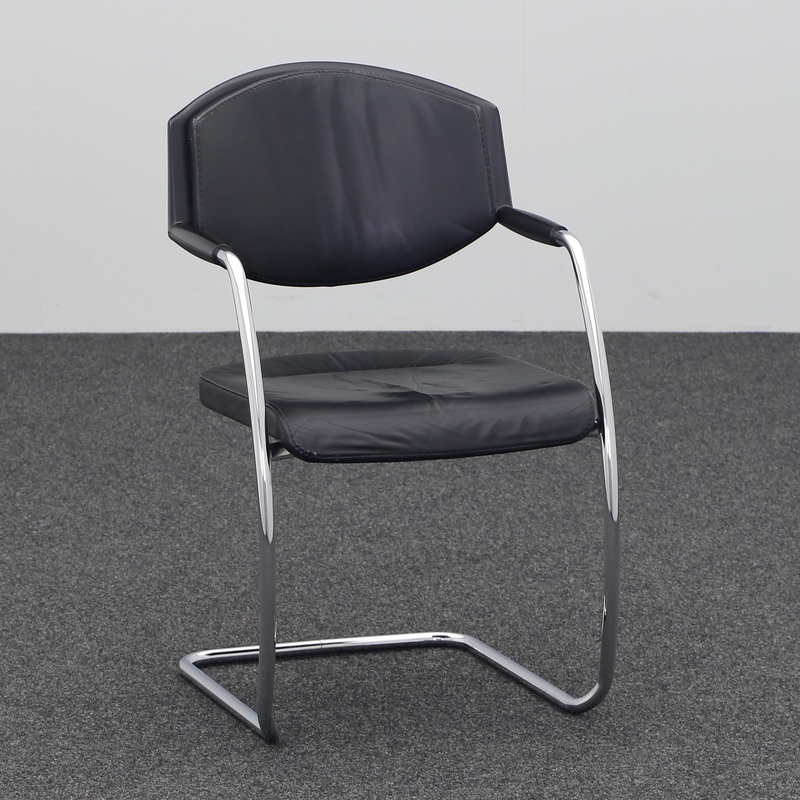 Cantilever Giroflex 16, Black, with ring armrests, Cantilever frame, Normal used - Perfect for visitors and guests