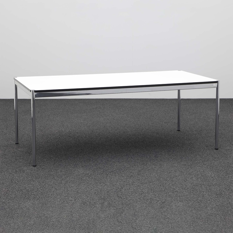 Design conference table USM Haller, Pearl gray/Chrome-plated, 200.0 x 74.0 x 100.0 cm, Rectangular, Heavily used, Table - Swissmade & Design