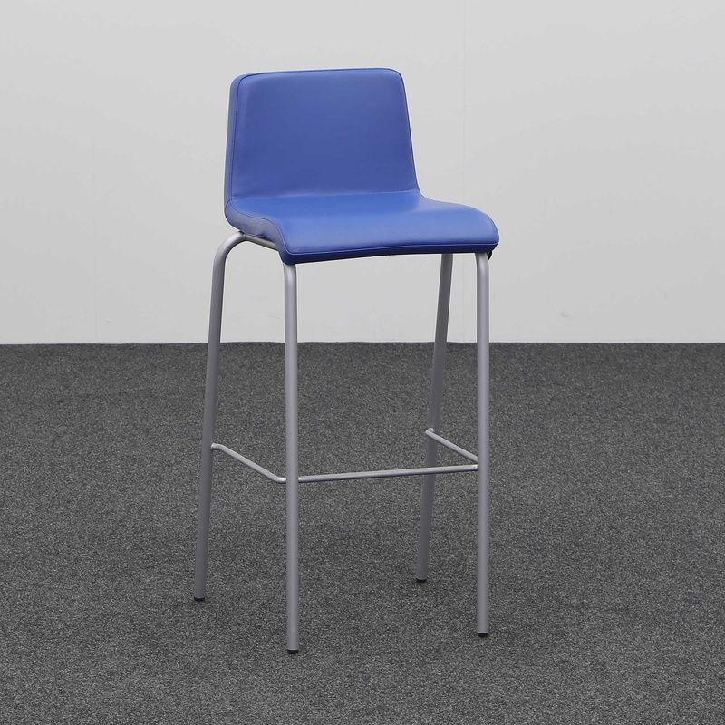 Bar stool Steelcase B-Free, Blue, without armrests, Normal used, Counter stool - Practical & comfortable