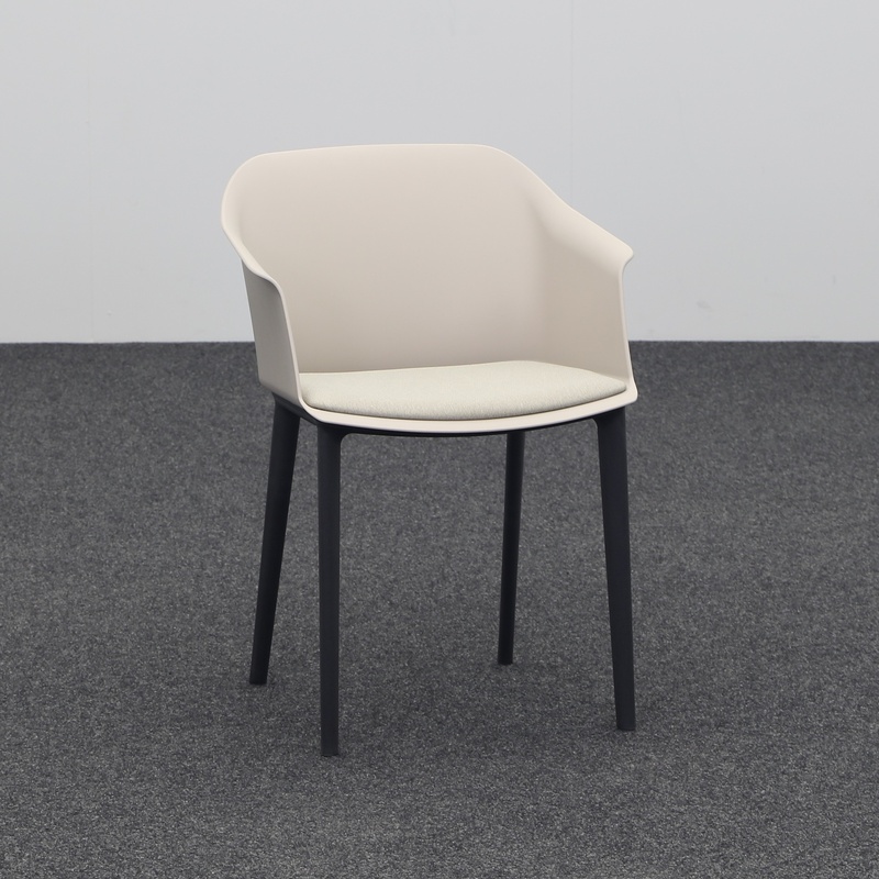 Bistro chairs Nowy Styl Inta Frame with seat cushion, Beige, Very good - Perfect for comfortable sitting