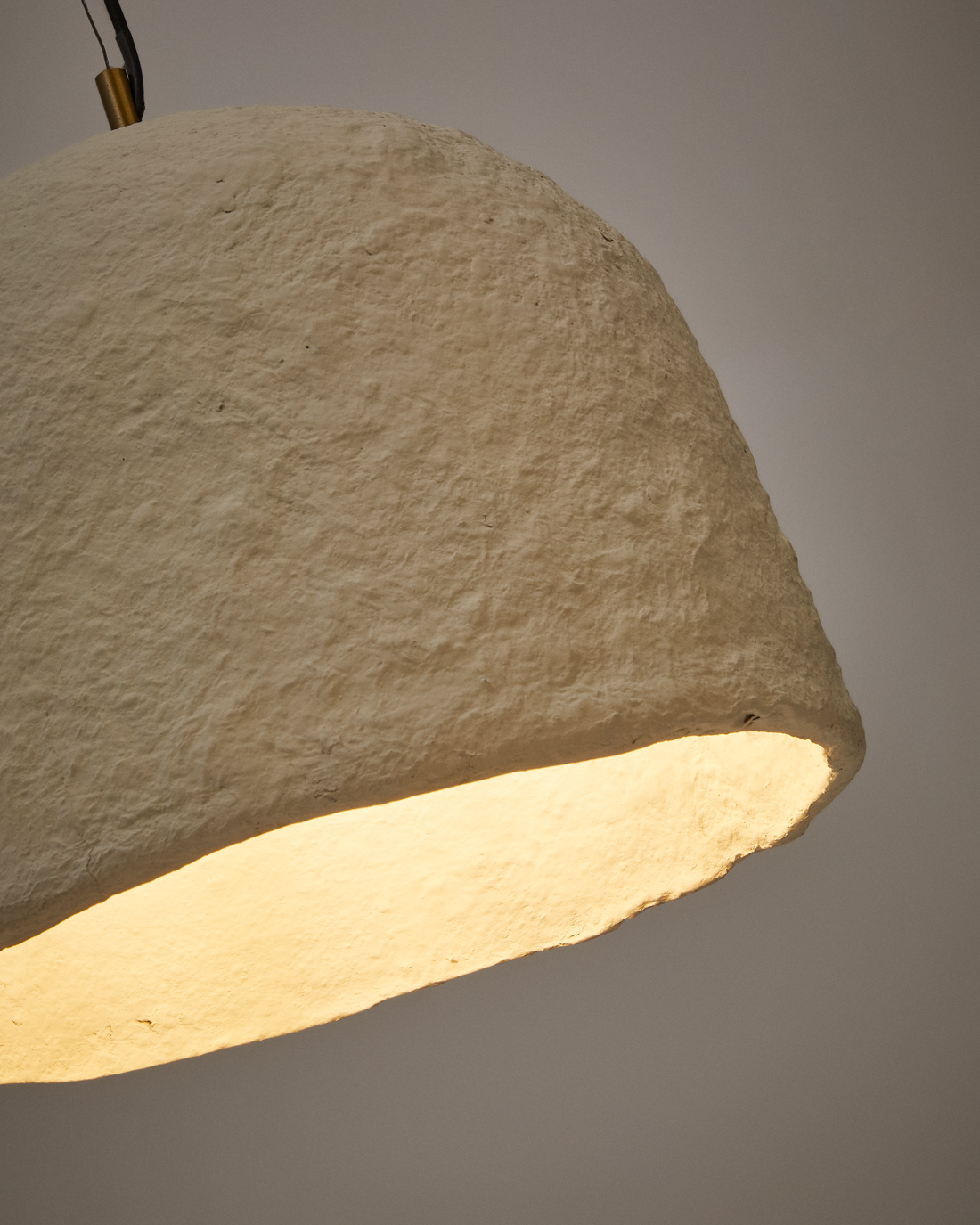 Sineu white papier-mâché ceiling lamp Ø 34,5 cm