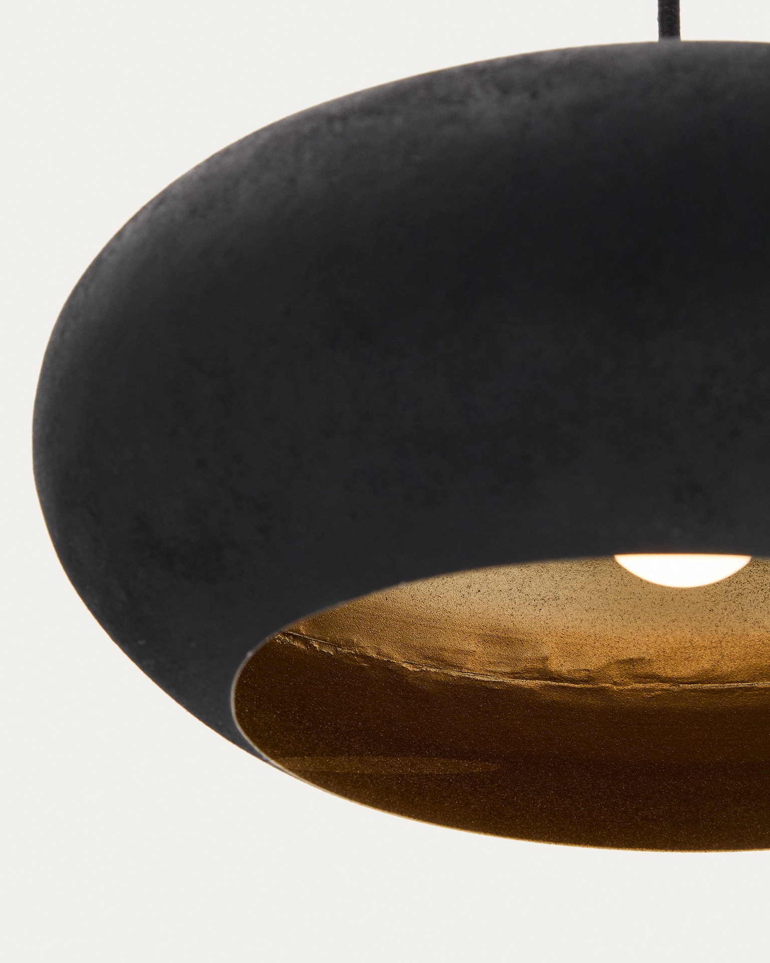 Inda metal ceiling lamp in a black finish, Ø 30 cm