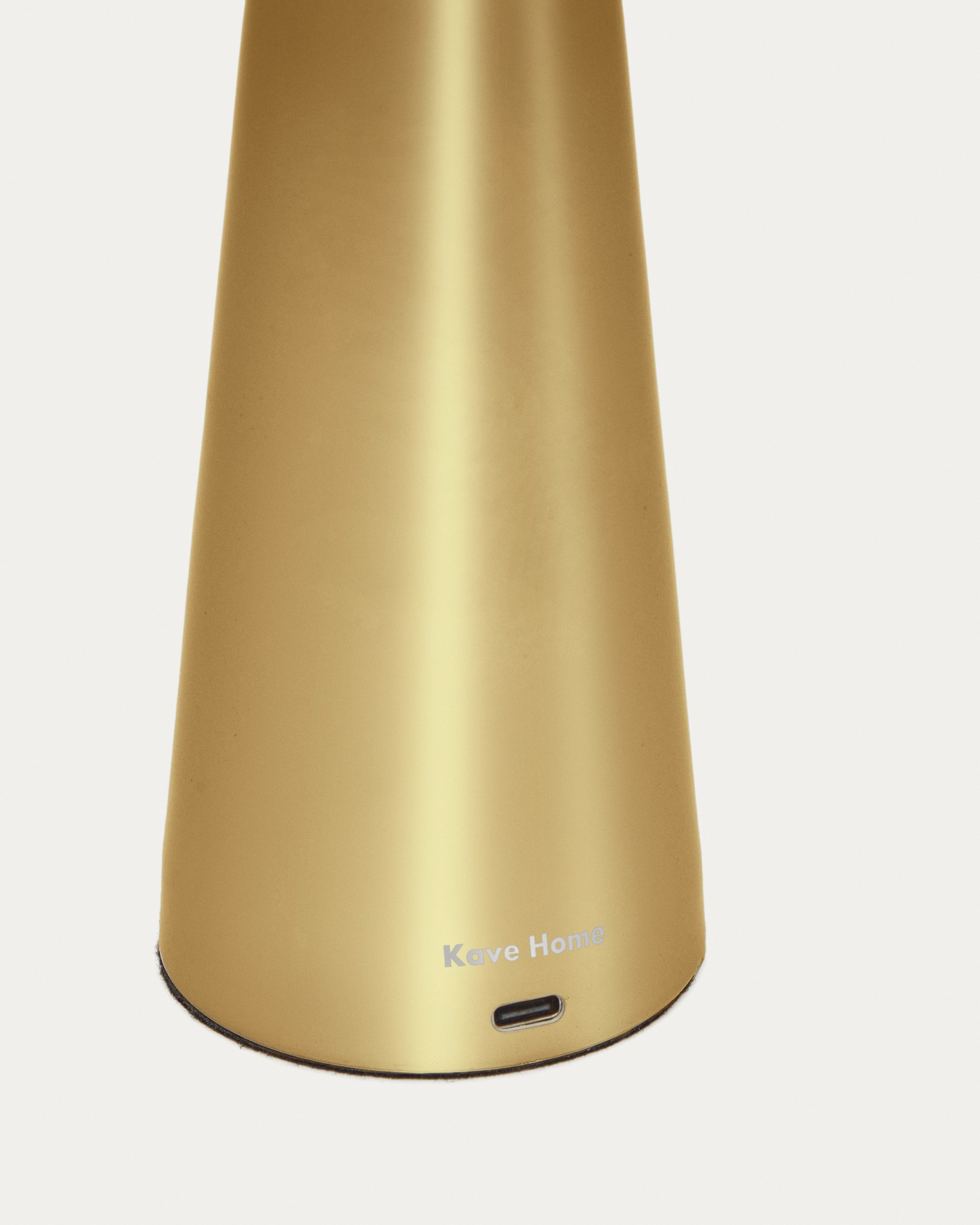 Arenys small metal table lamp in a gold painted finish