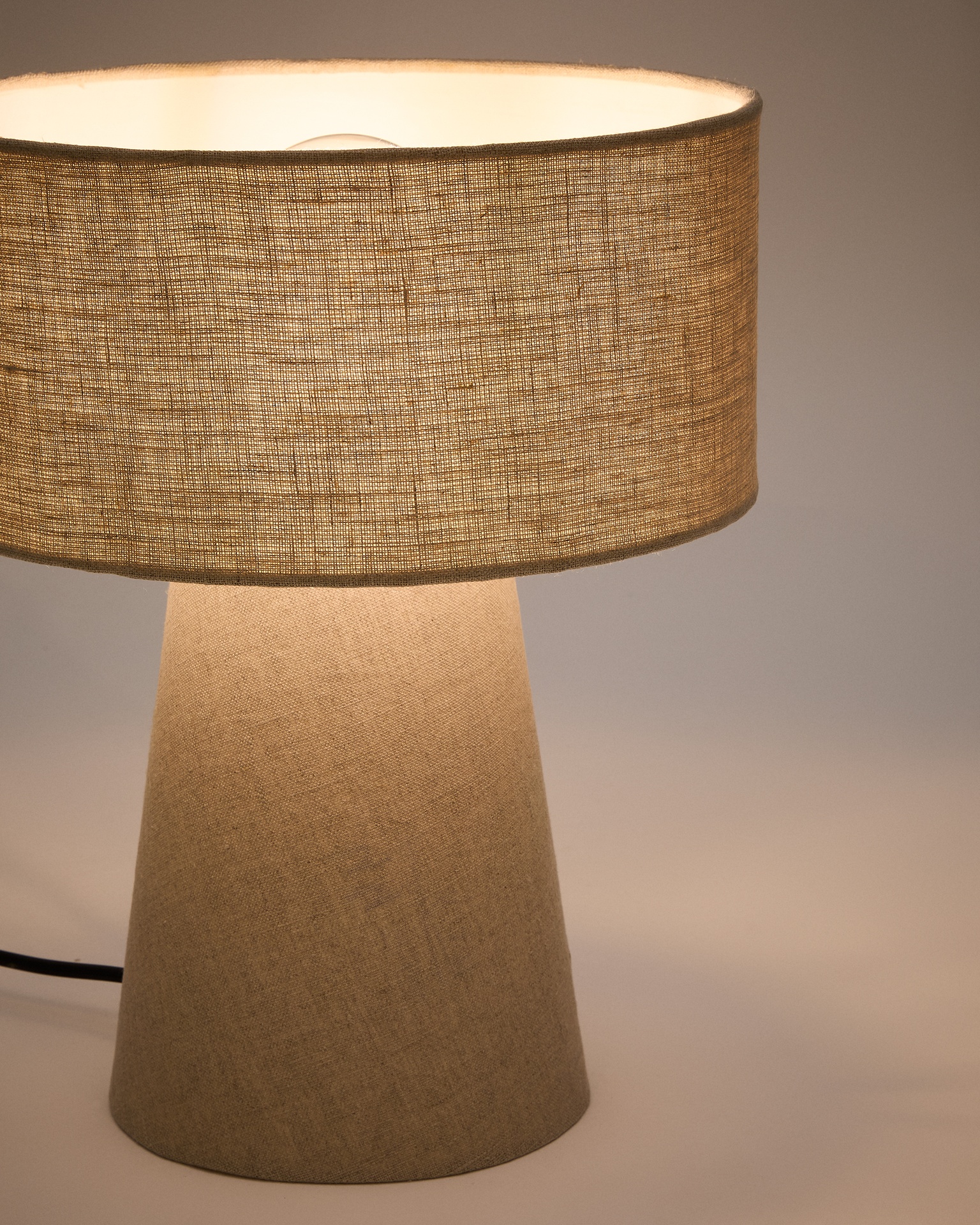 Algaida table lamp in grey fabric