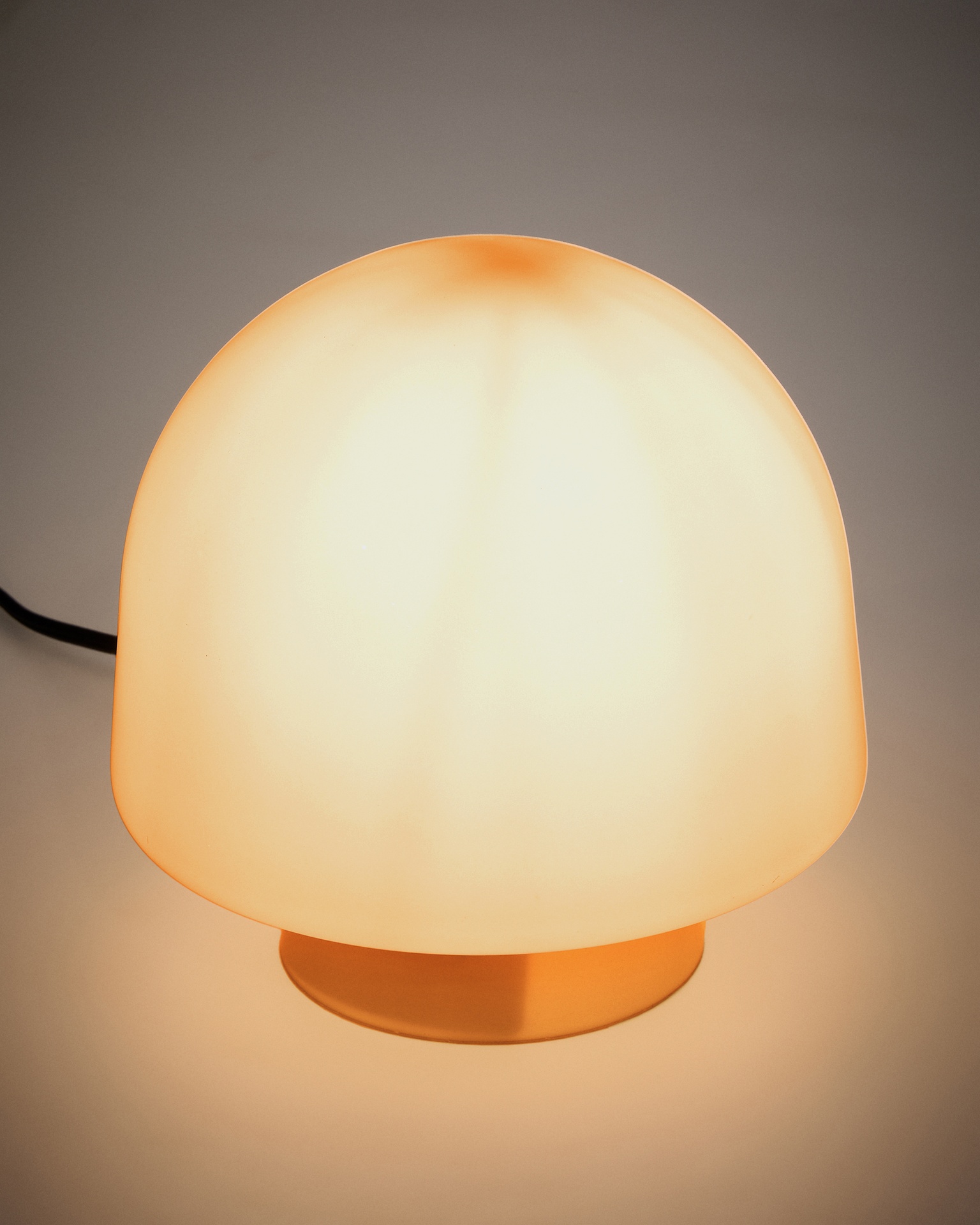 Reig orange glass table lamp