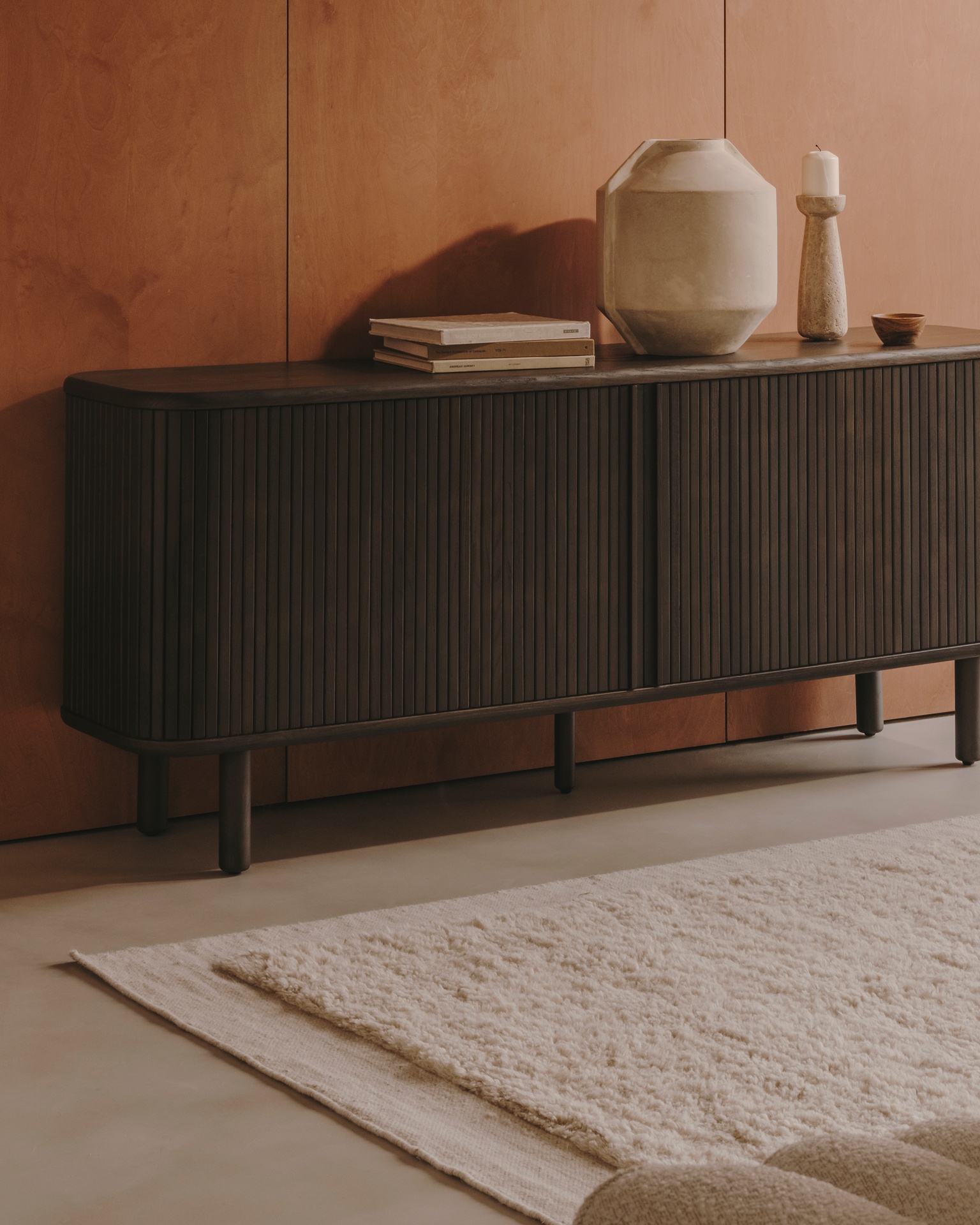 Mailen 2 door sideboard in ash veneer with a dark finish 180 x 75 cm