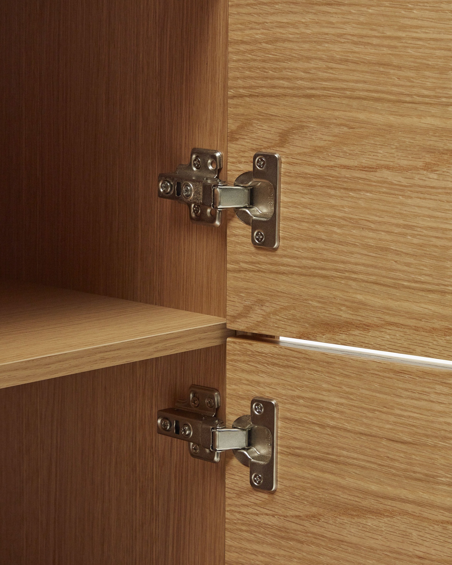 Vedrana 4 door tall sideboard in oak veneer with steel legs, 97.5 x 160 cm