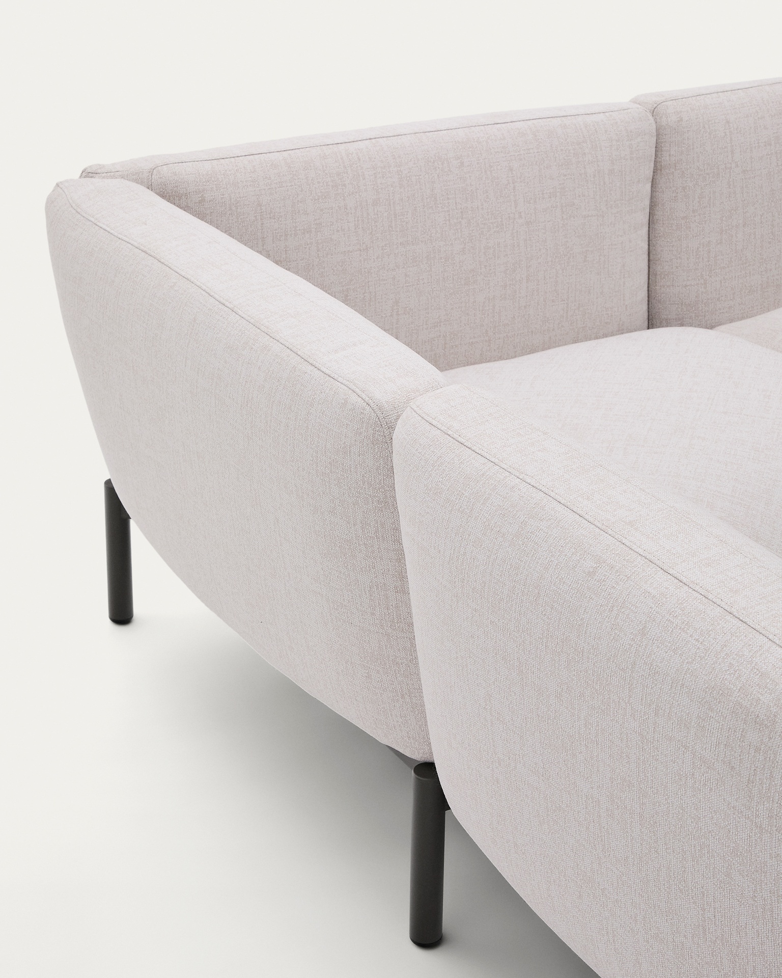 Sorells outdoor modular 5-seater corner sofa with beige upholstery and green aluminium with teak tables 277 x 446cm FSC 100%
