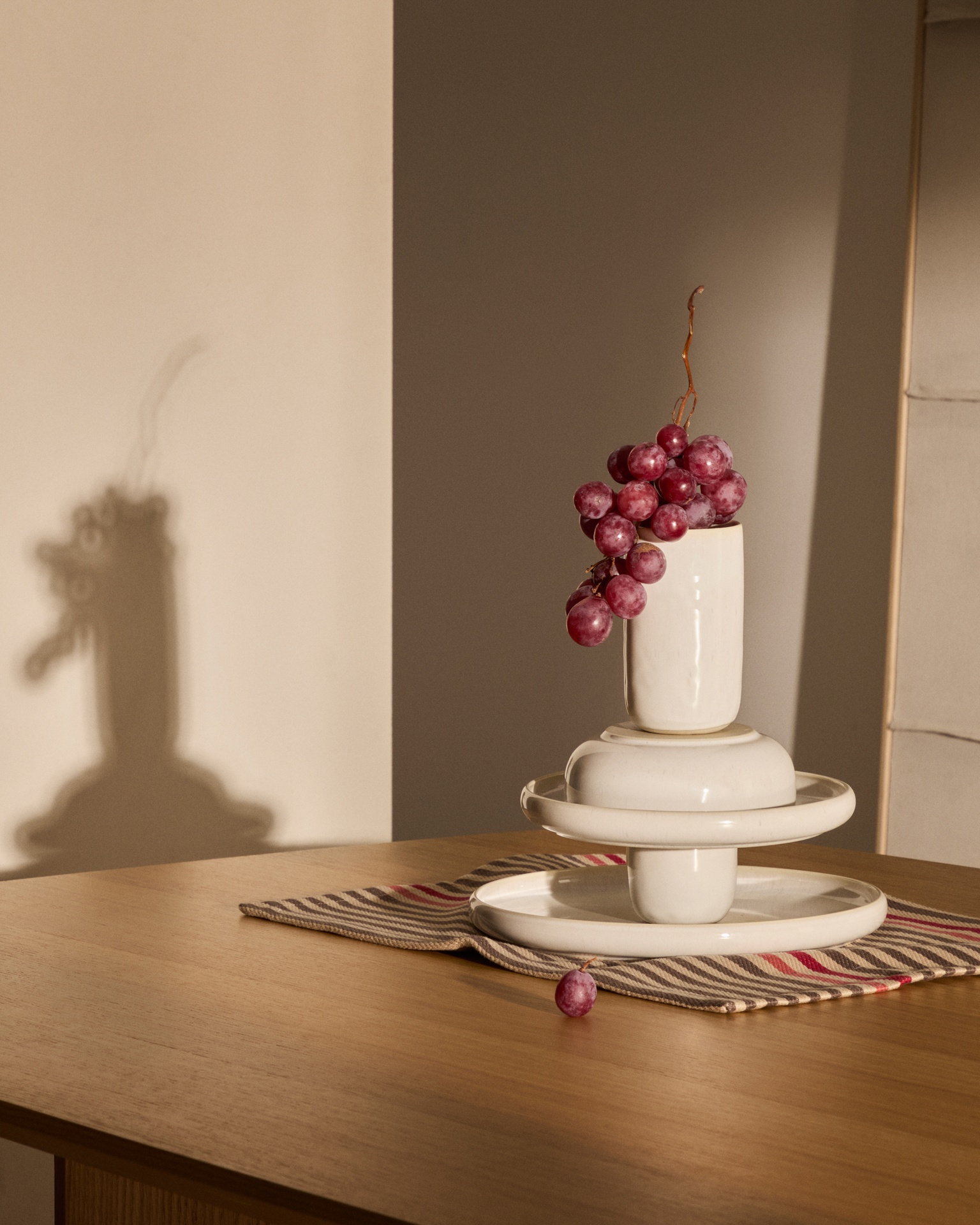 White ceramic Uilo bowl