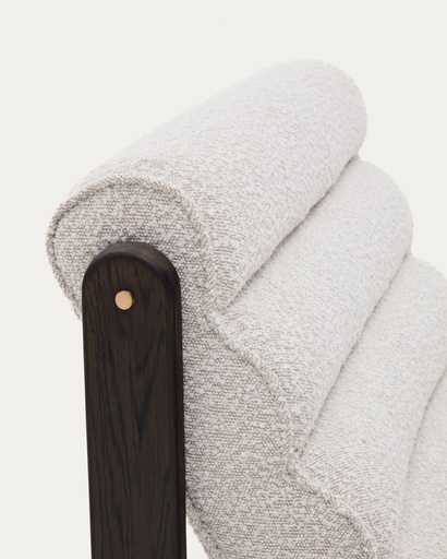Magira armchair in white bouclé and solid oak wood with a dark finish