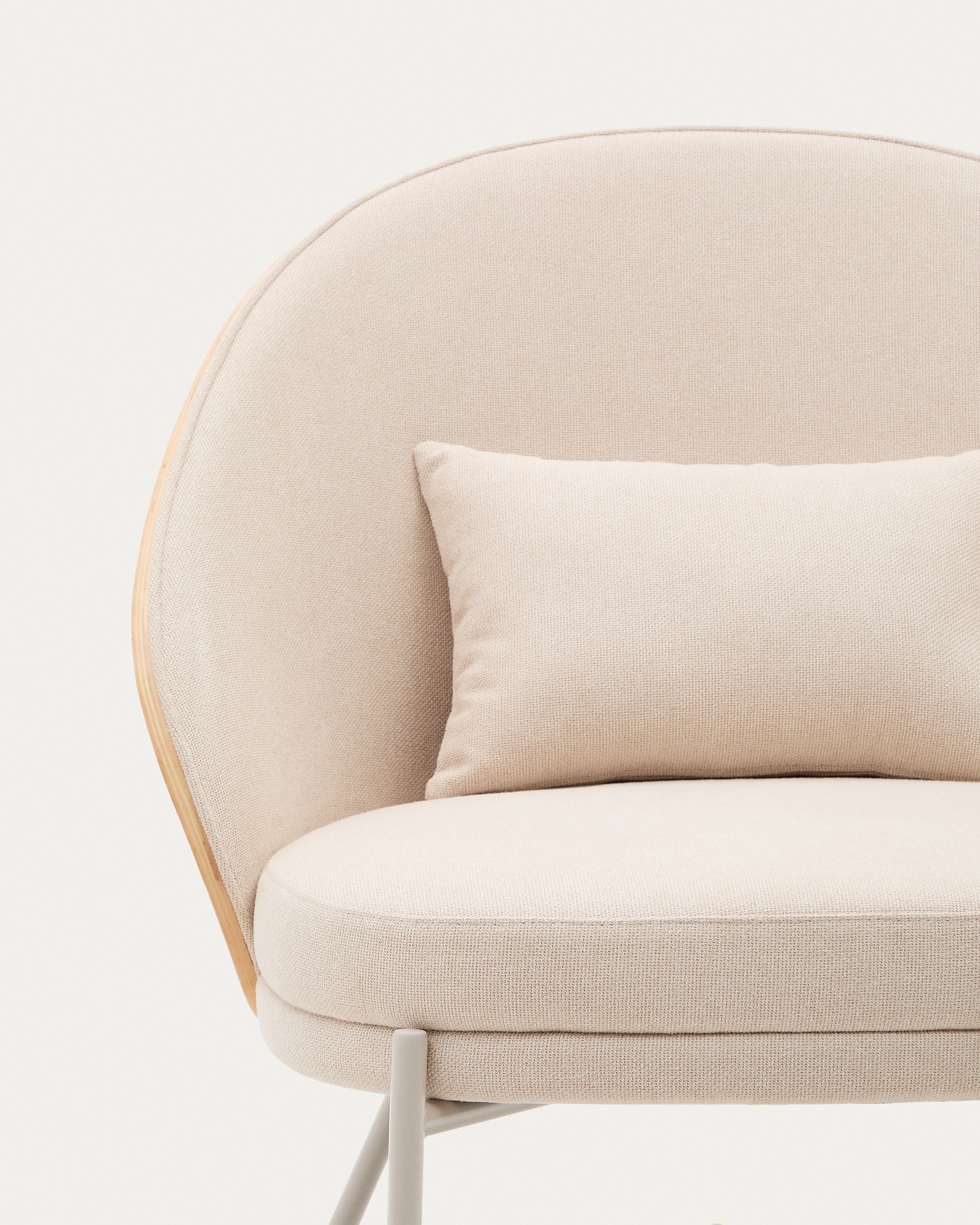 Eamy armchair in beige chenille, in a natural finish ash veneer and beige metal