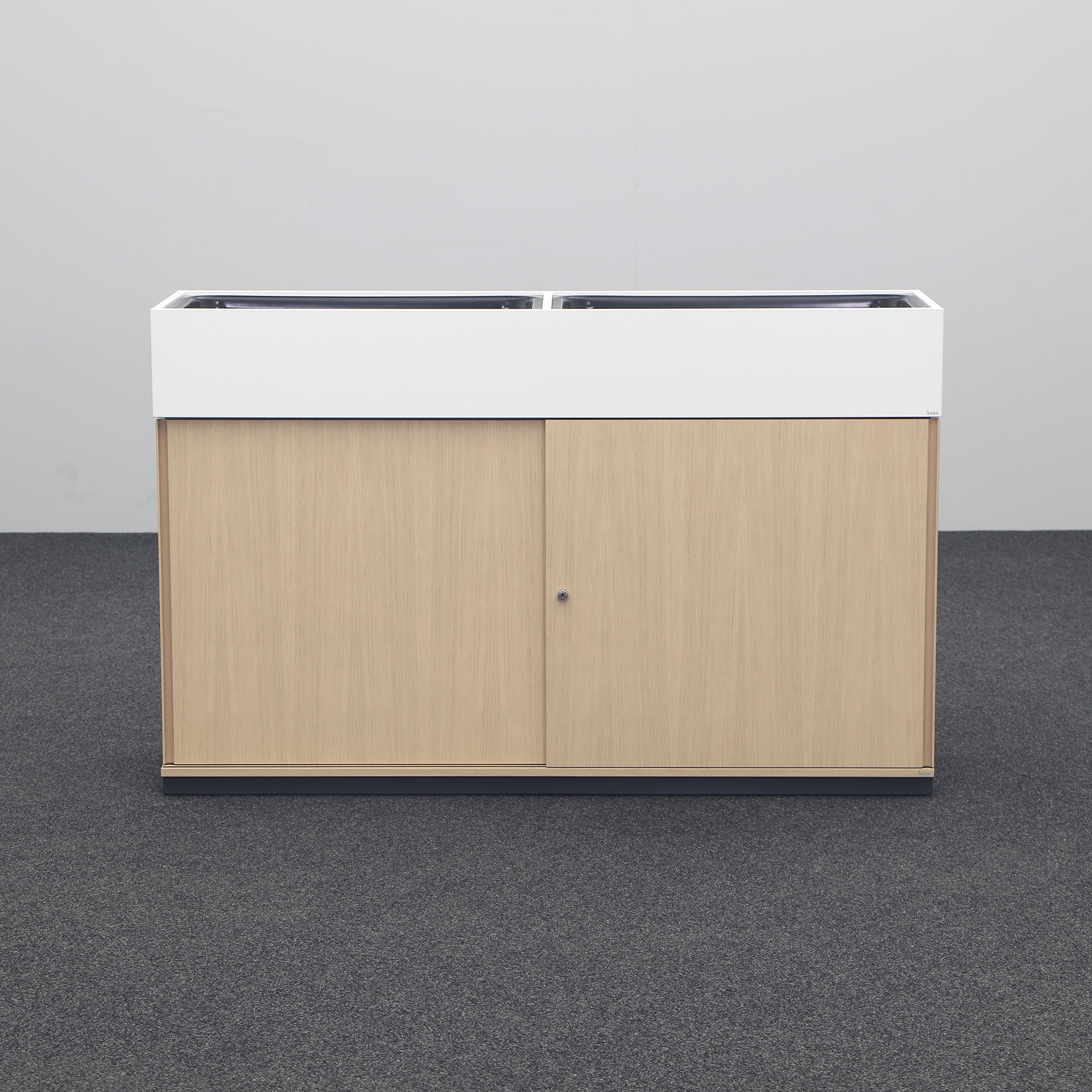 Schiebetürschrank Bene mit Pflanzenbox