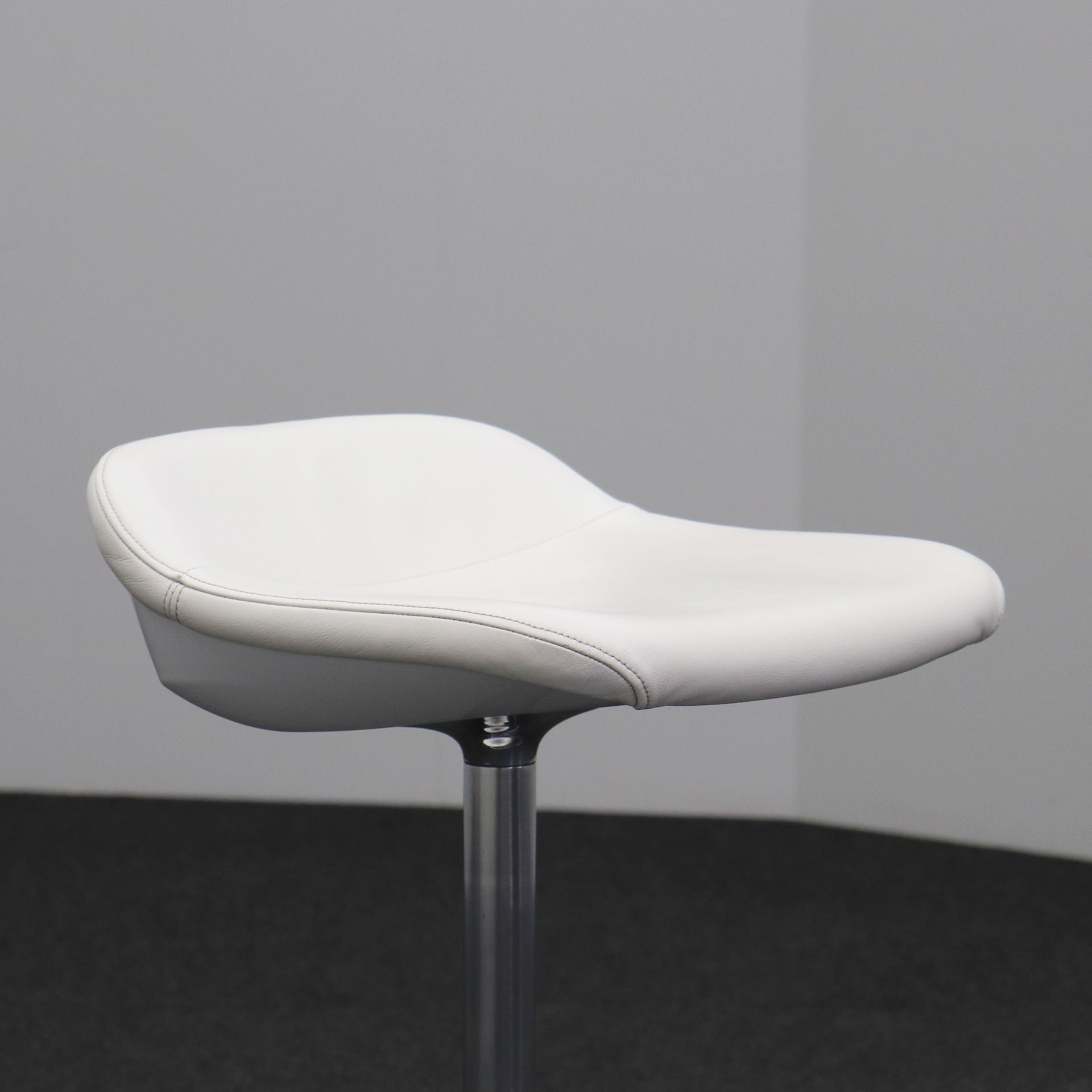 Bar Hocker Walter Knoll