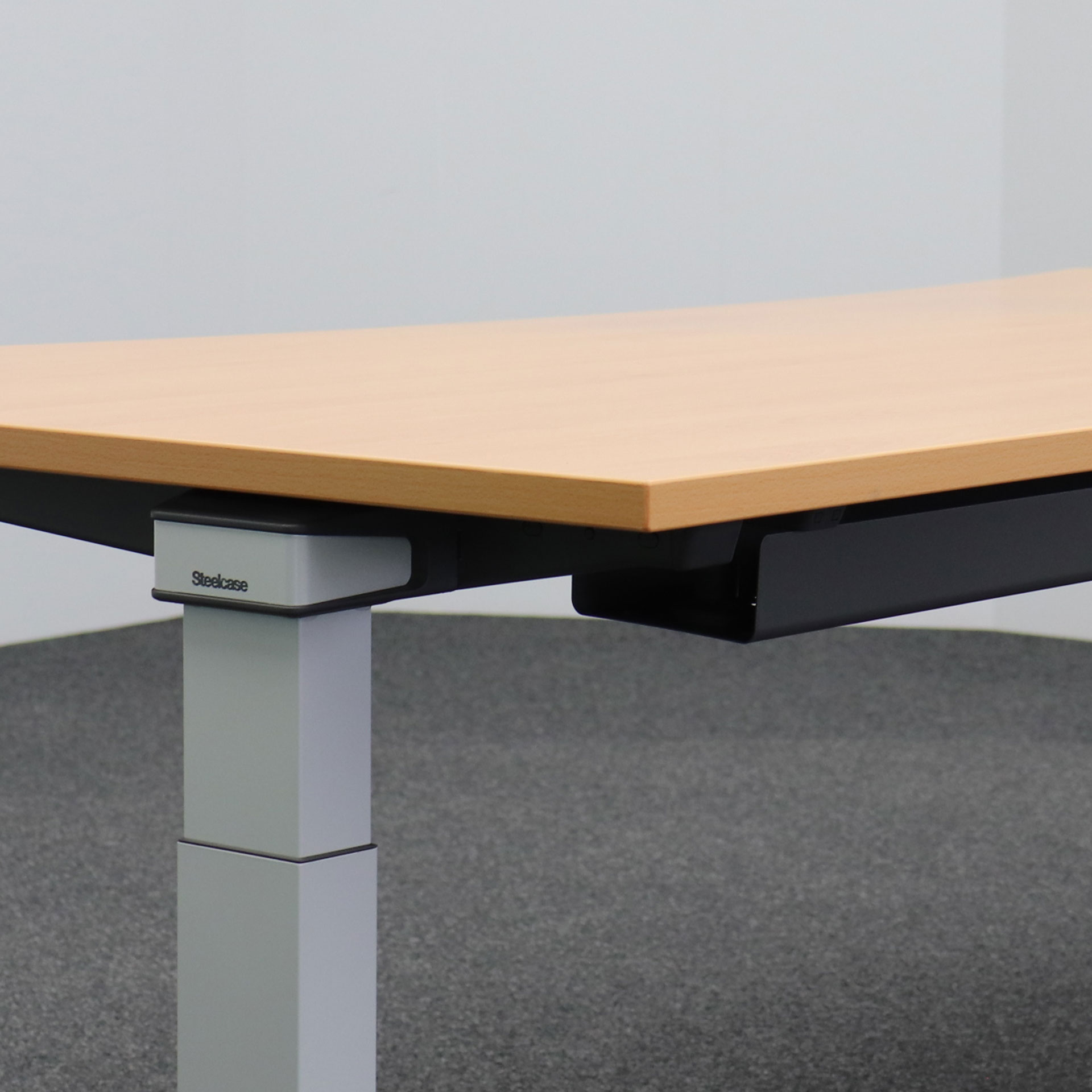 Schreibtisch Steelcase Ology