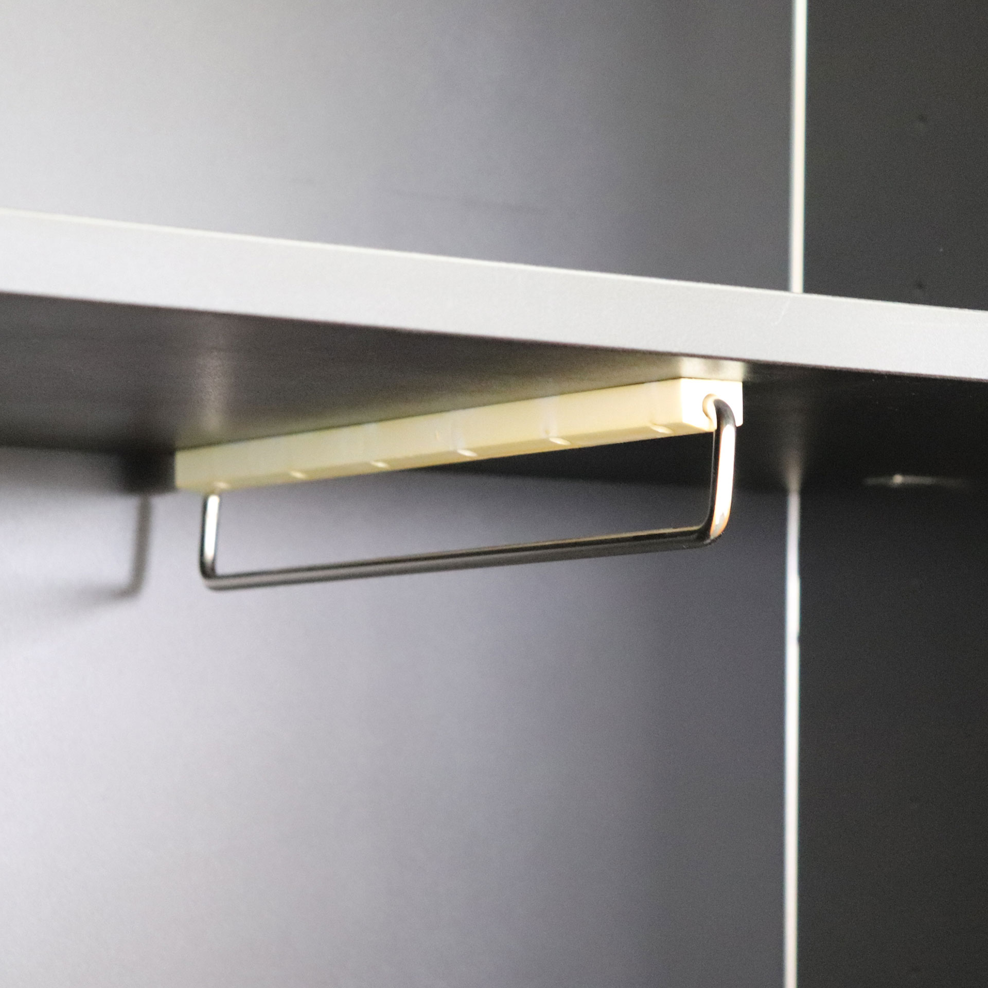 Garderobenschrank Ergodata Tosca