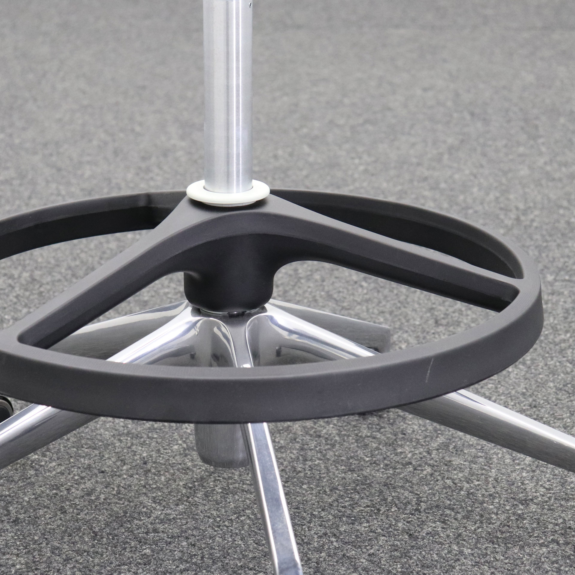 Drehstuhl Vitra Pivot