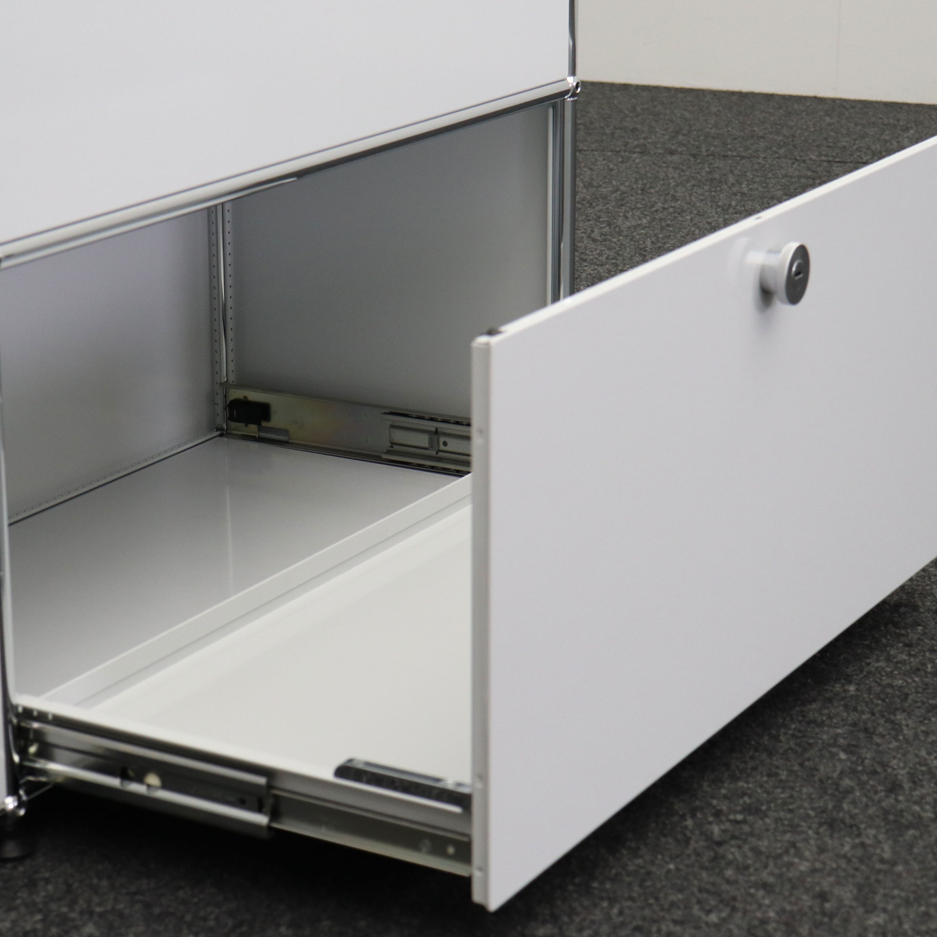 Modulschrank USM Haller