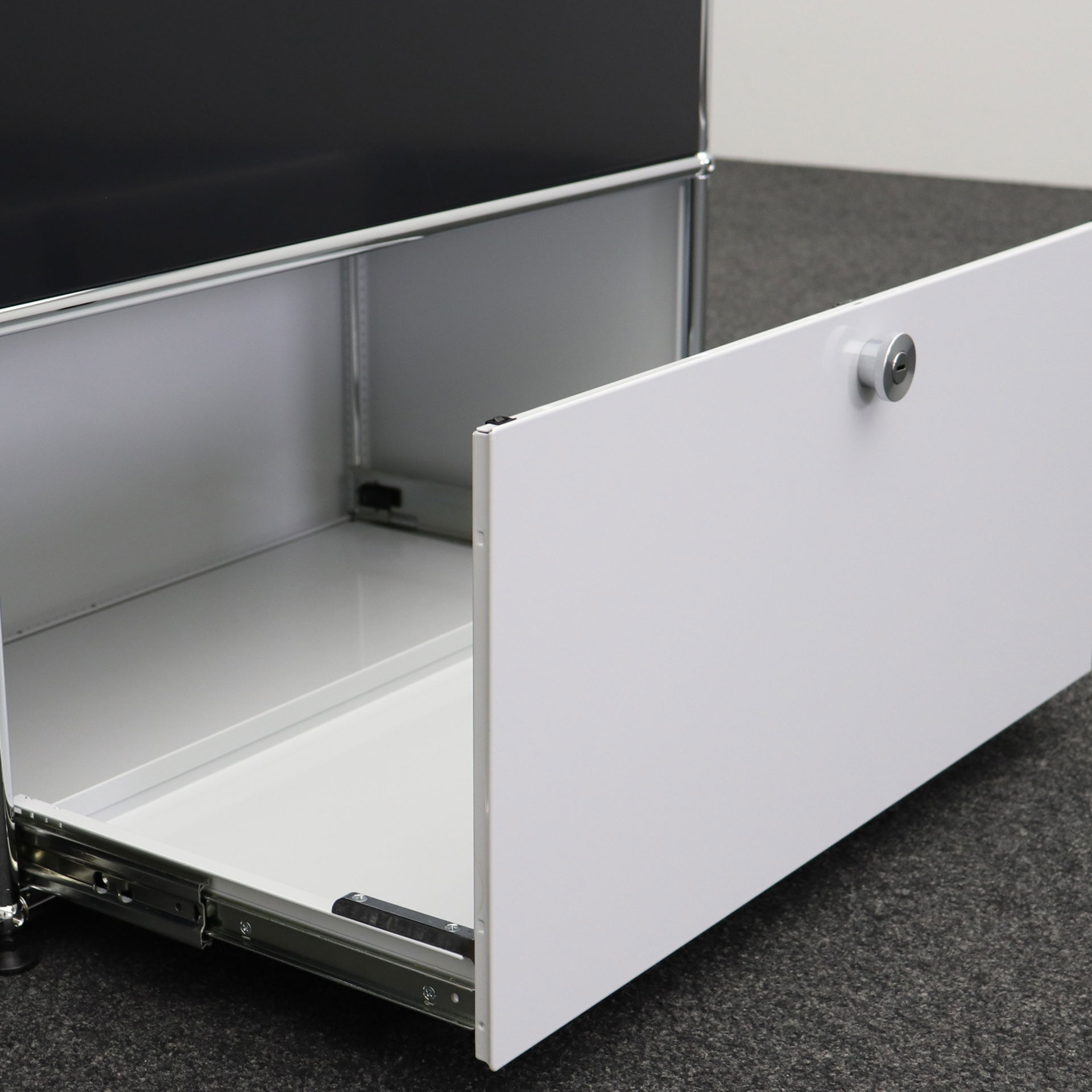 Modulschrank USM Haller
