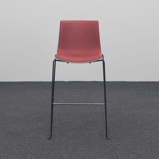 Bar Hocker Arper Catifa
