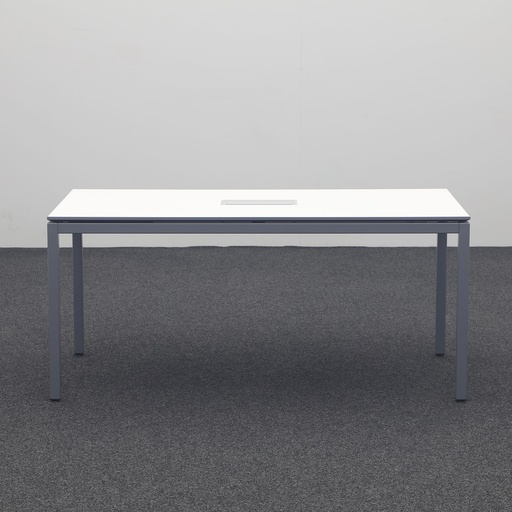 Konferenztisch mit Steckleiste Lista LO Motion