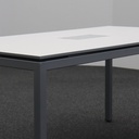 Konferenztisch mit Steckleiste Lista LO Motion