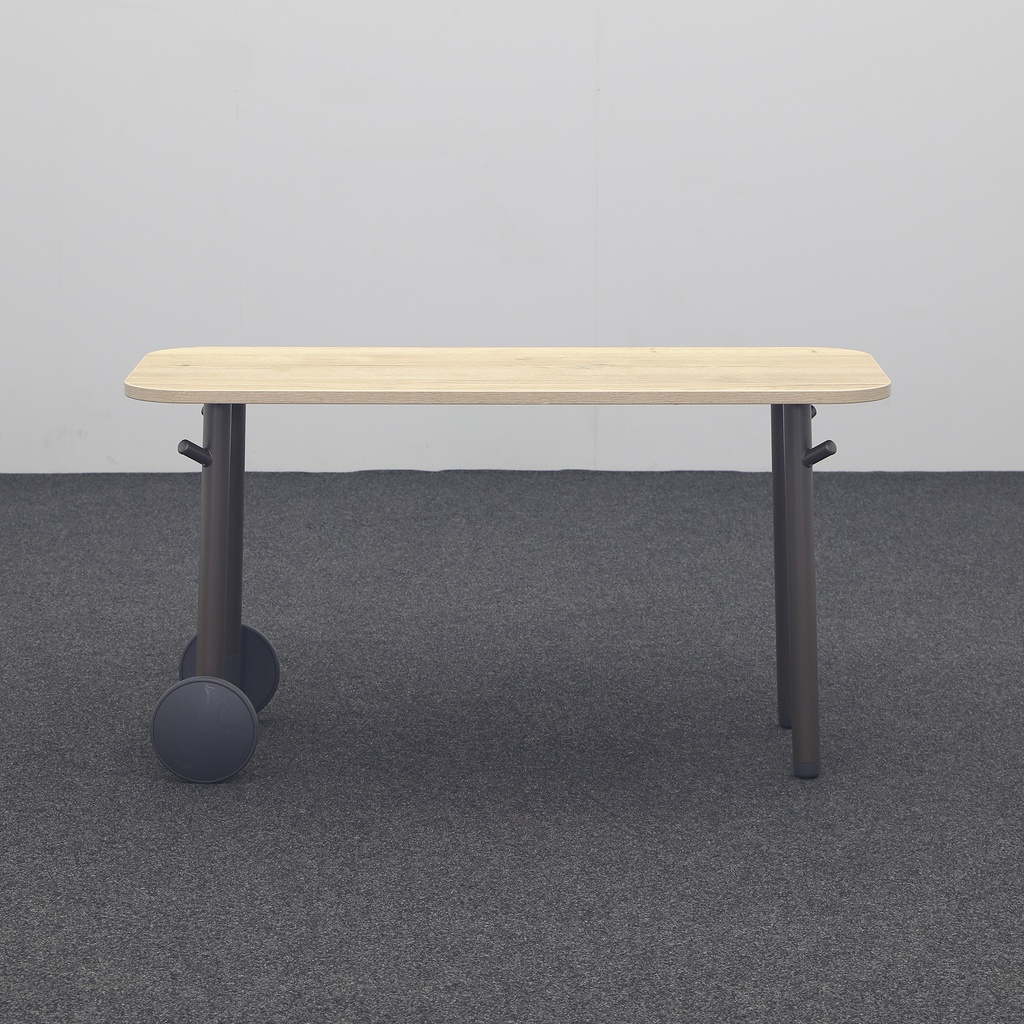 Schreibtisch Steelcase