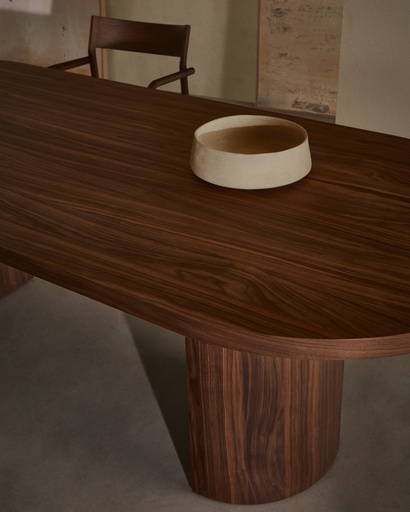 Nealy table with a walnut veneer in a dark finish, 240 x 100 cm