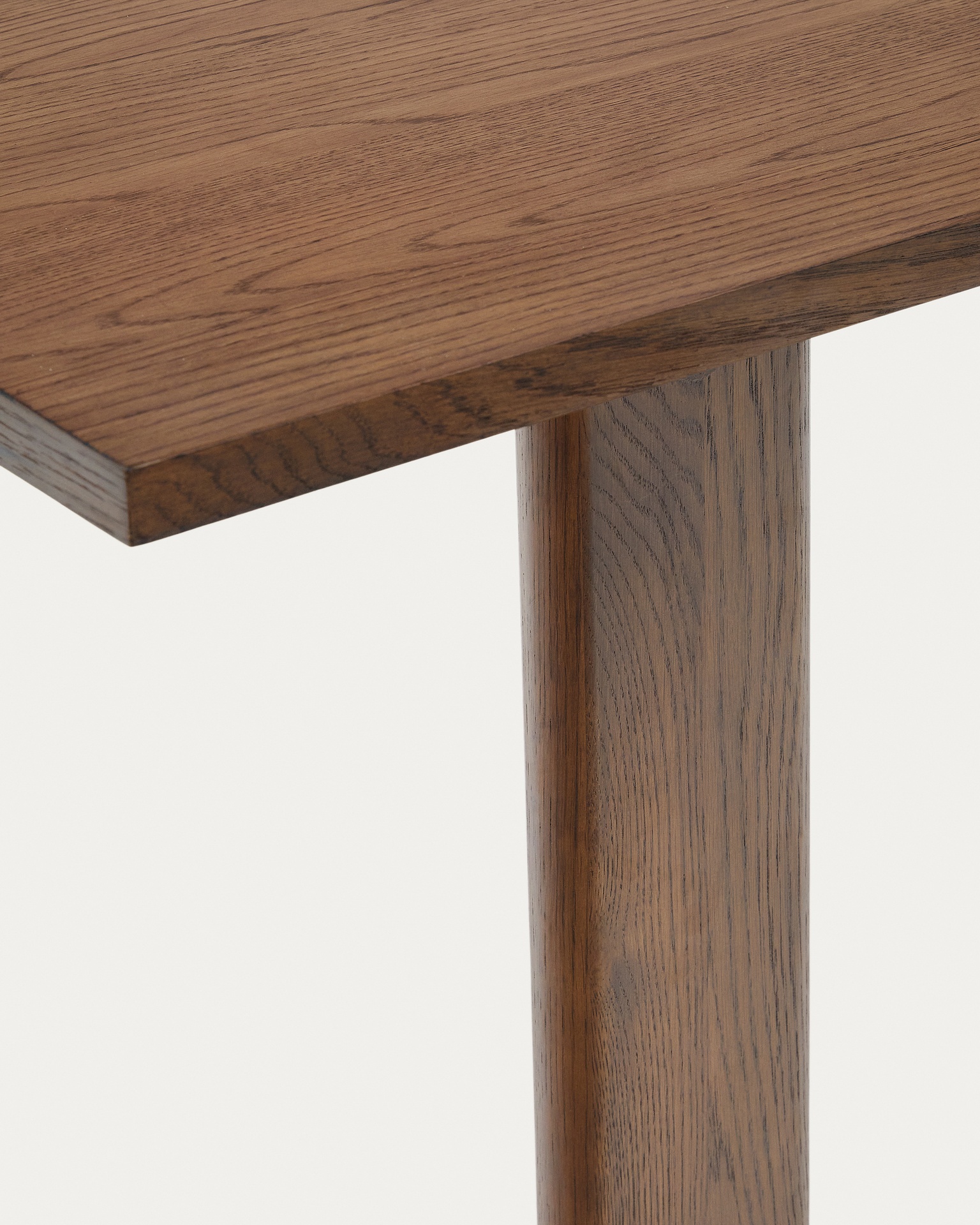 Arlen extendable table in solid oak wood and veneer with a walnut finish 200(250) 95 cm FSC Mix Credit