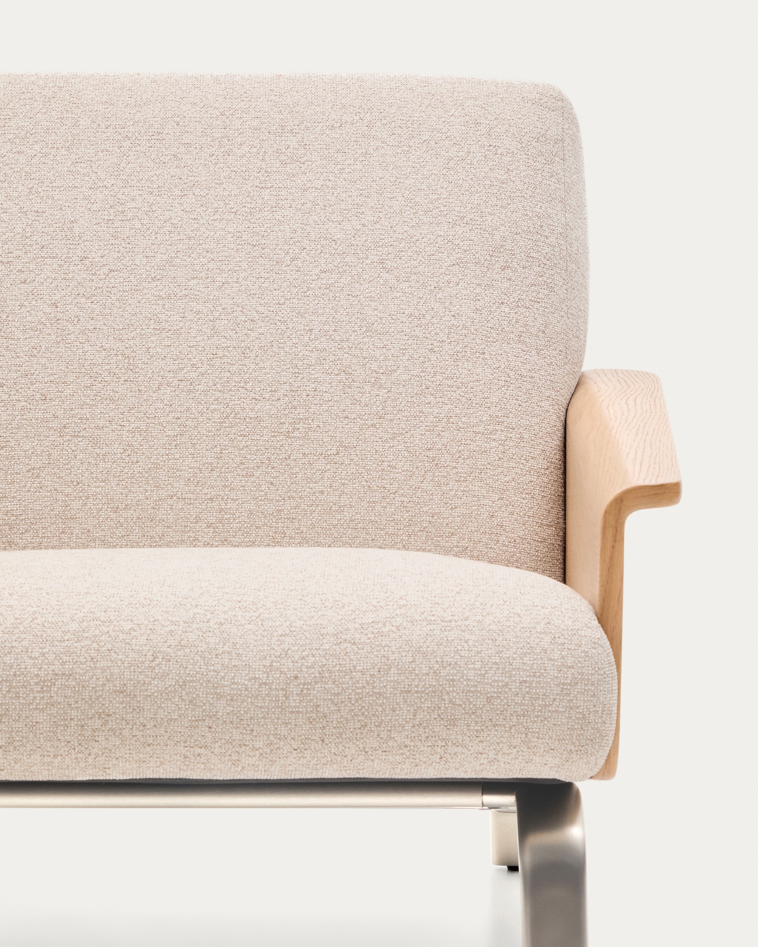 Amsen beige armchair in oak plywood with legs in brushed stainless steel FSC 100%