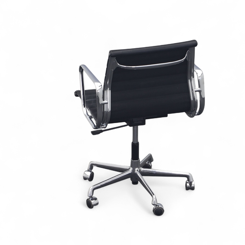 Vitra Aluminium Chair EA 117 Leder