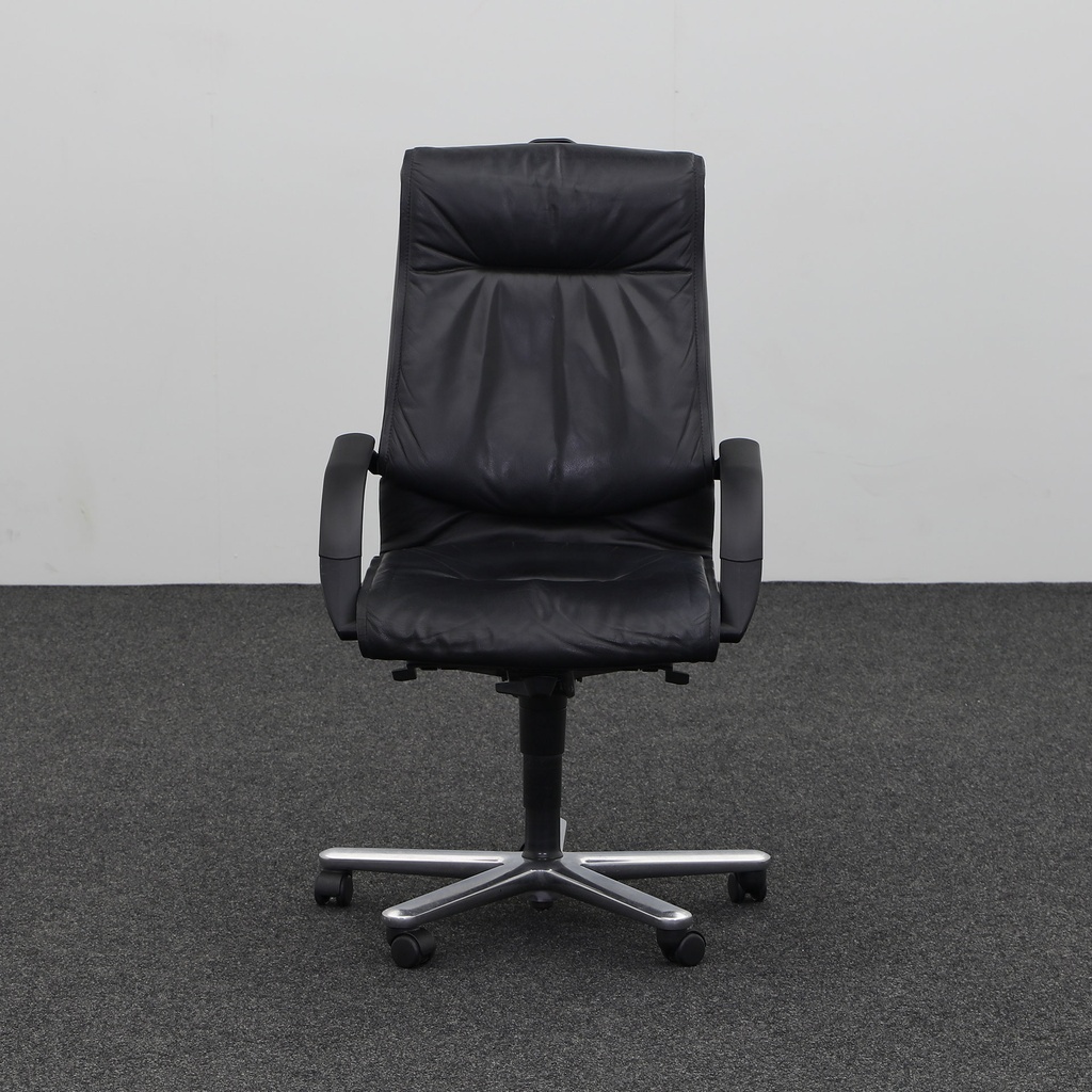 Leder Chefsessel mit Kleiderbügel Girsberger Trilax