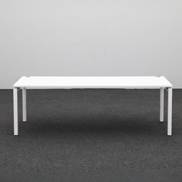 Schreibtisch Steelcase