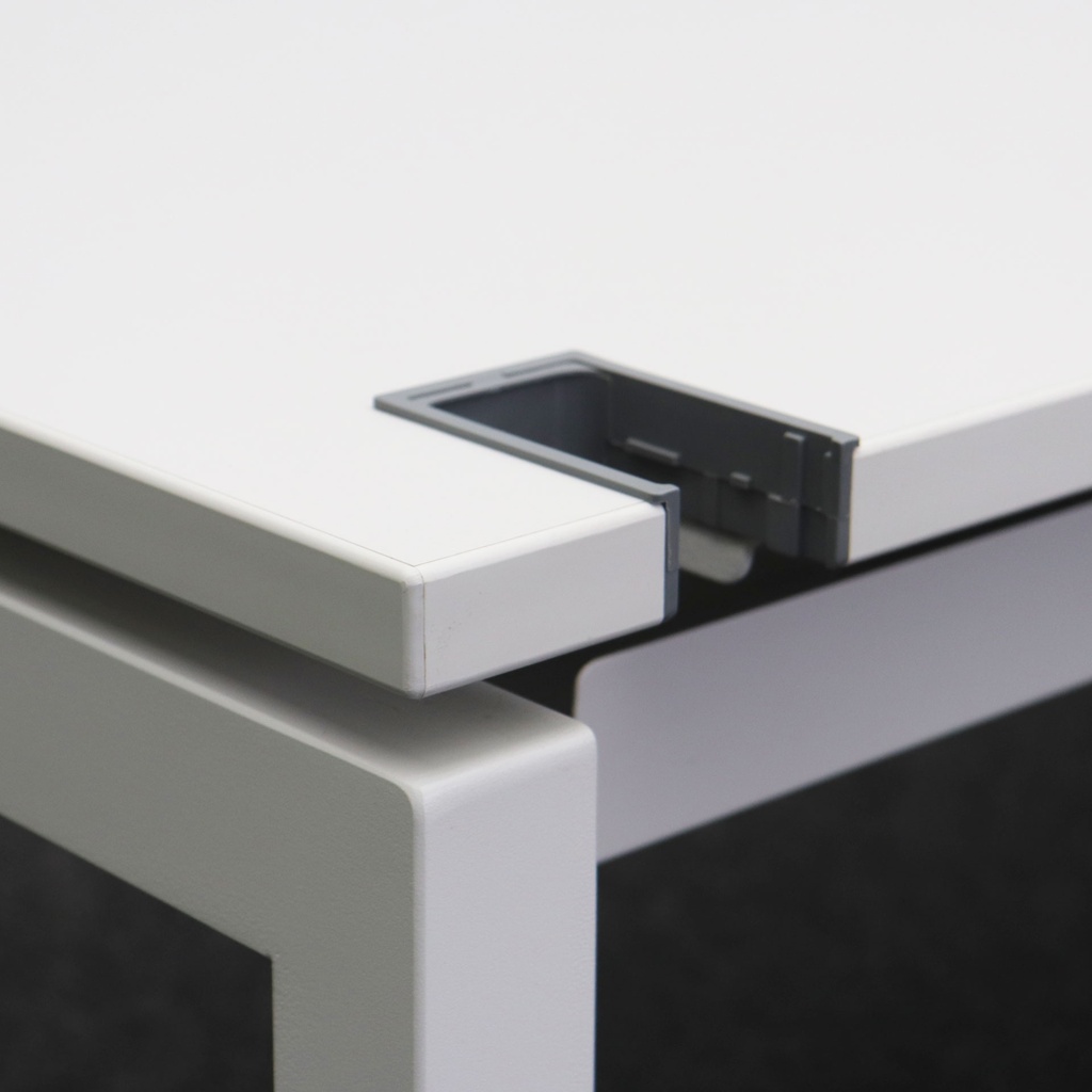 Schreibtisch Steelcase
