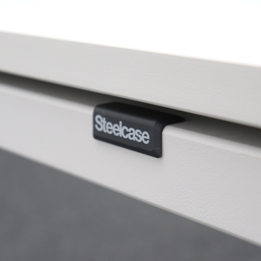 Schreibtisch höhenverstellbar / Stehtisch Steelcase