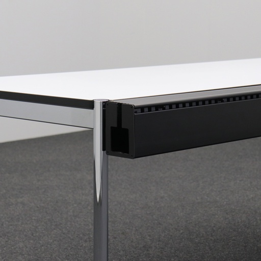 Schreibtisch höhenverstellbar / Stehtisch USM Haller