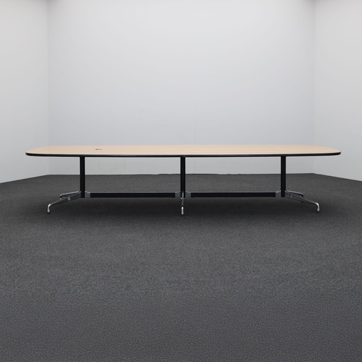 Sitzungstisch Vitra Eames