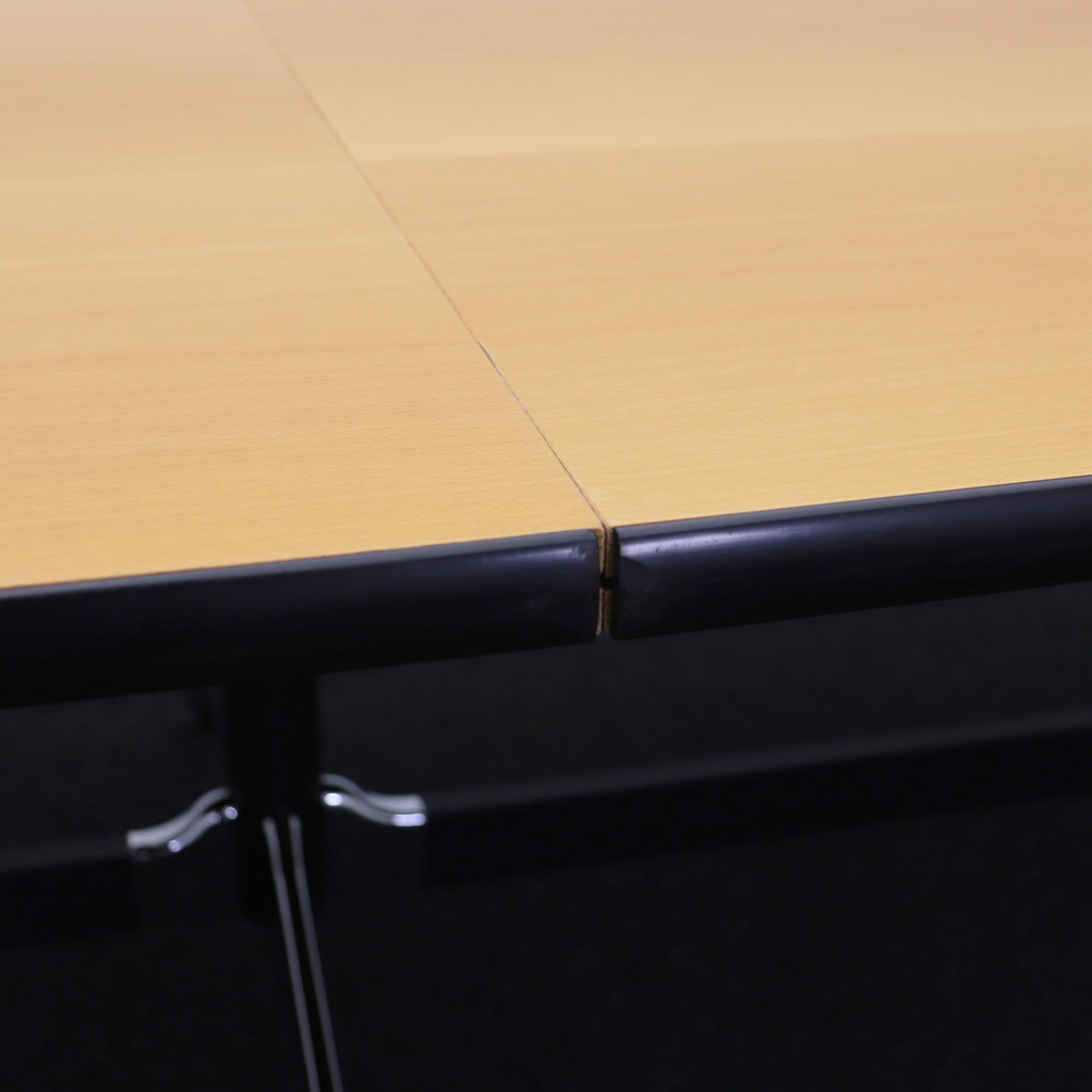 Sitzungstisch Vitra Eames