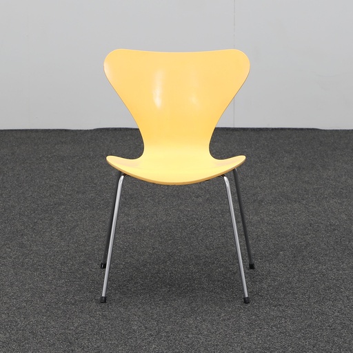 Fritz Hansen Serie 7 Stuhl