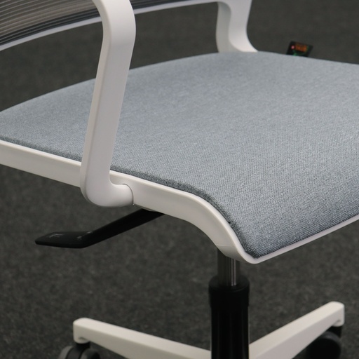 Konferenzstuhl Sitag SitagXilium Mesh
