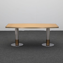 Konferenztisch