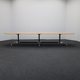 Konferenztisch Vitra Eames Segmented Table