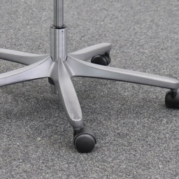 Bürostuhl Giroflex 64 