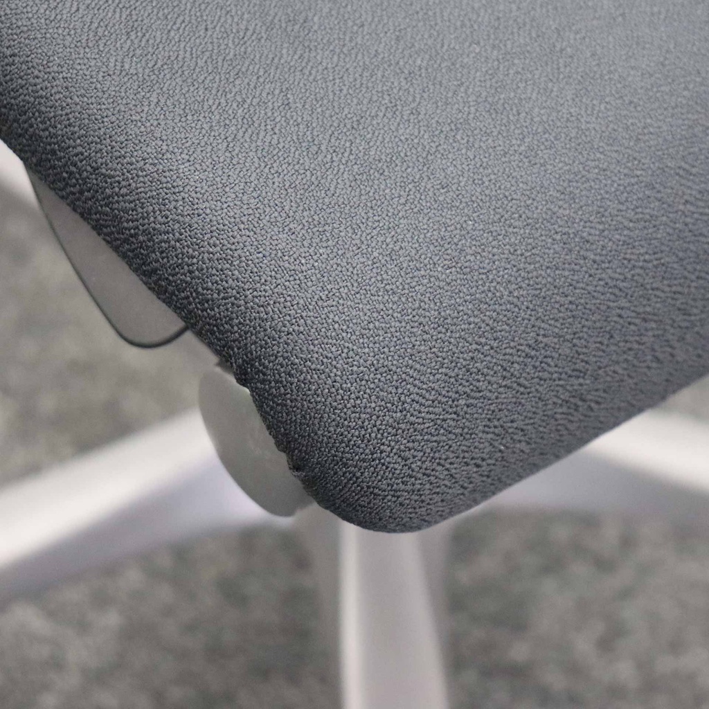 Bürostuhl Giroflex 64