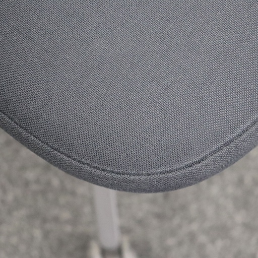 Vitra Bürostuhl ID Trim mit Armstützen