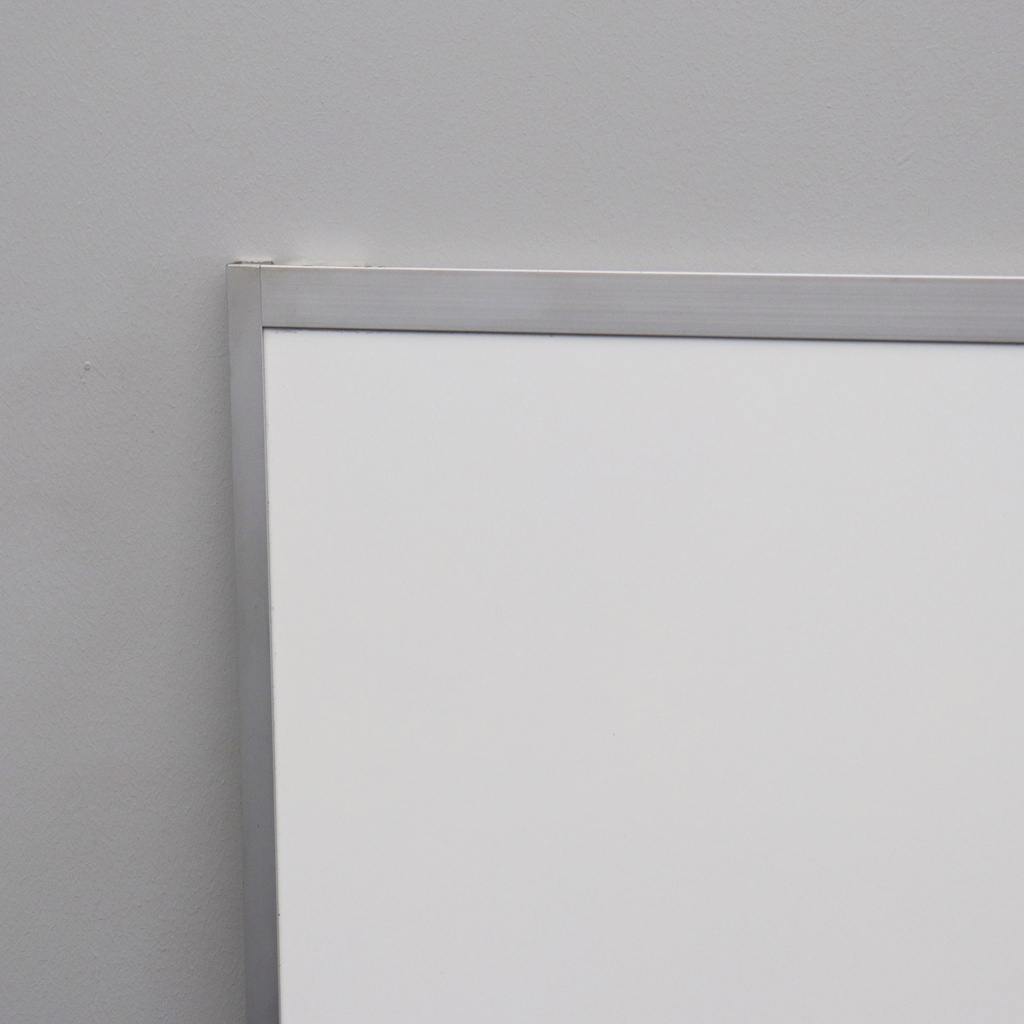 Whiteboard 