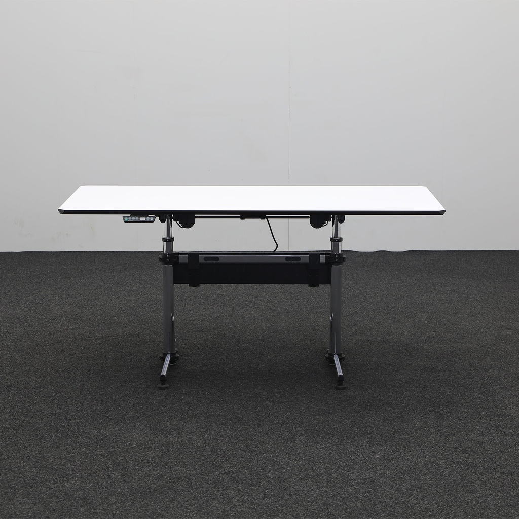 Höhenverstellbarer Schreibtisch USM Kitos
