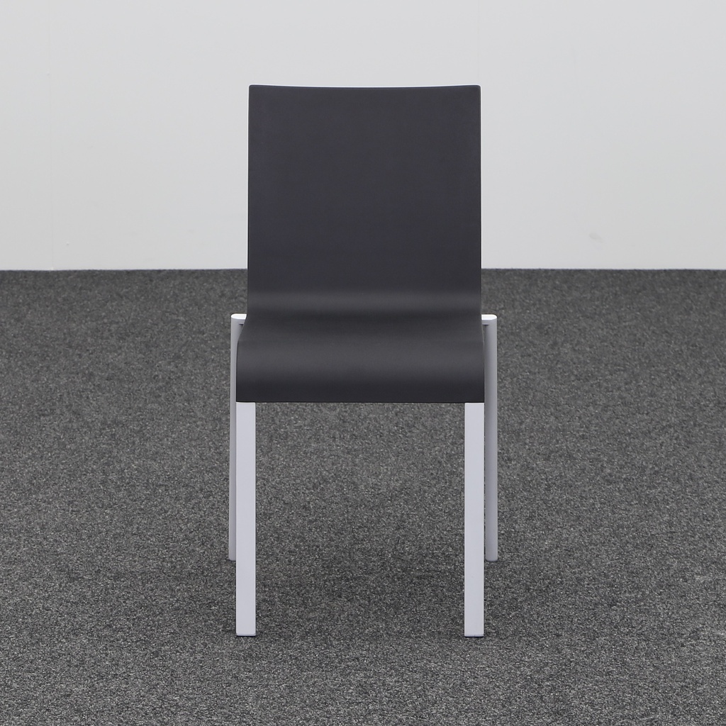 Vitra 03 Stuhl stapelbar