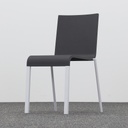 Vitra 03 Stuhl stapelbar